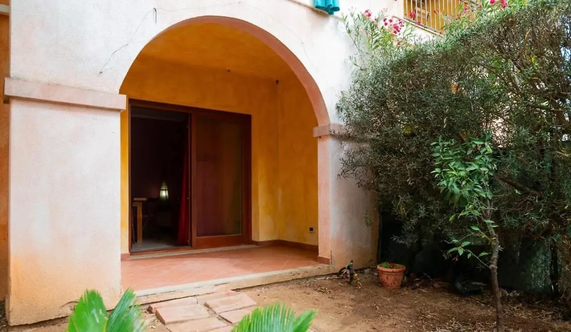 Villa Sa Domu E Su Sole Capoterra